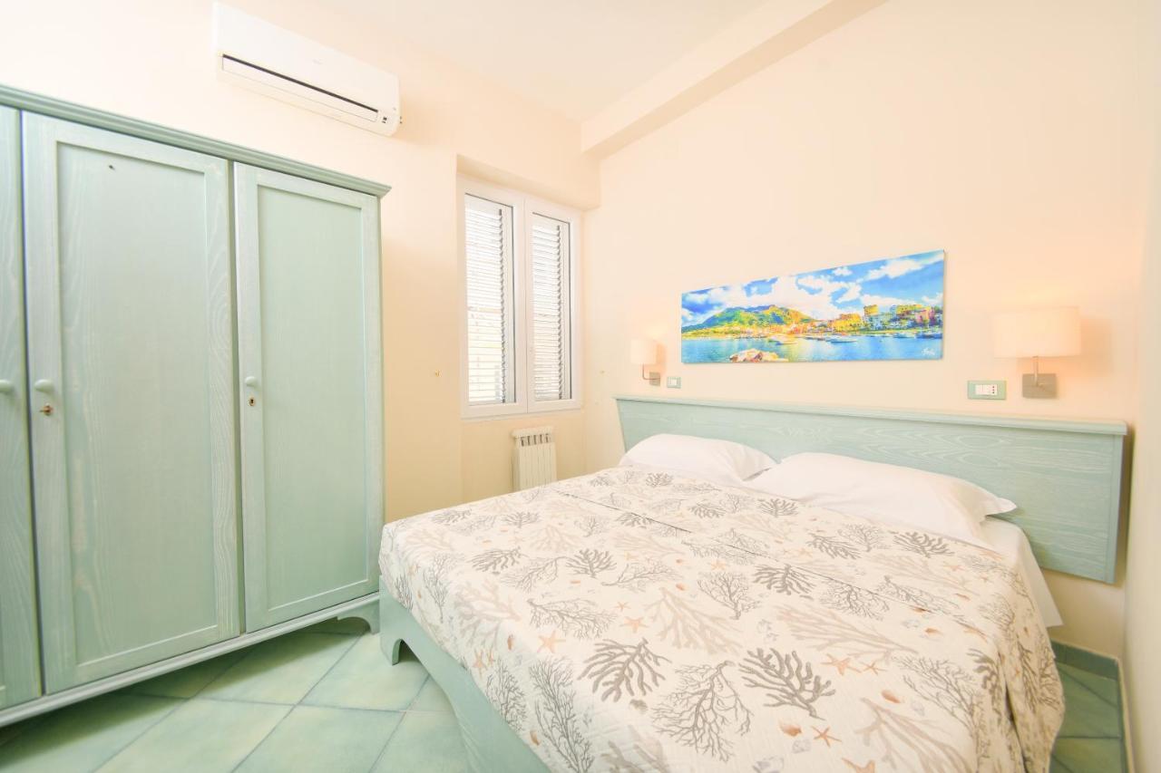 Albergo Atlantic Ischia Bagian luar foto