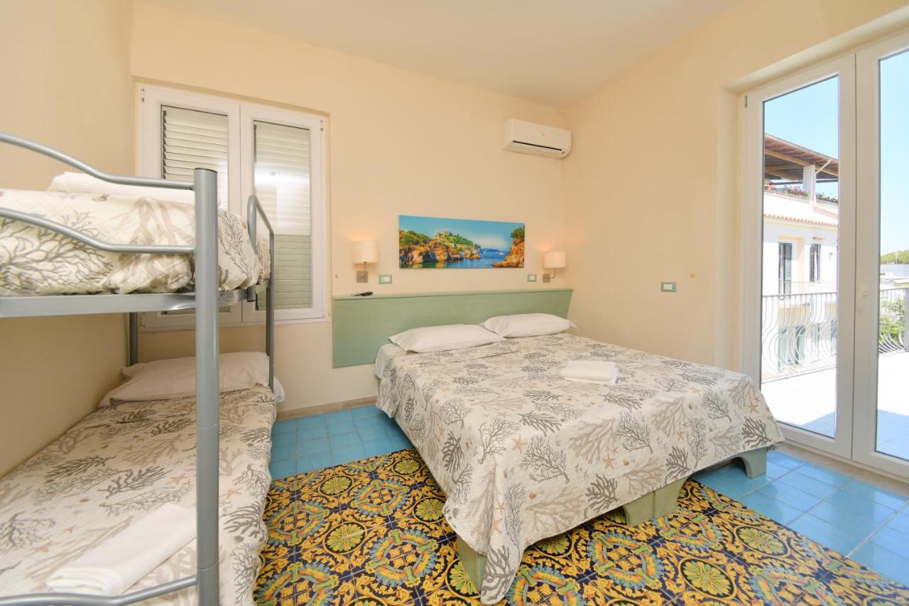 Albergo Atlantic Ischia Bagian luar foto