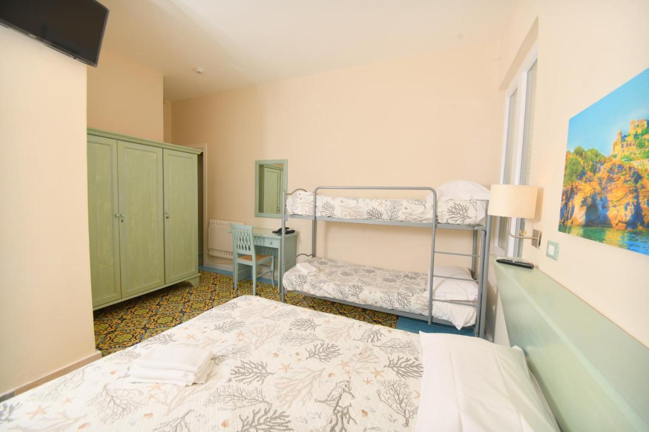 Albergo Atlantic Ischia Bagian luar foto