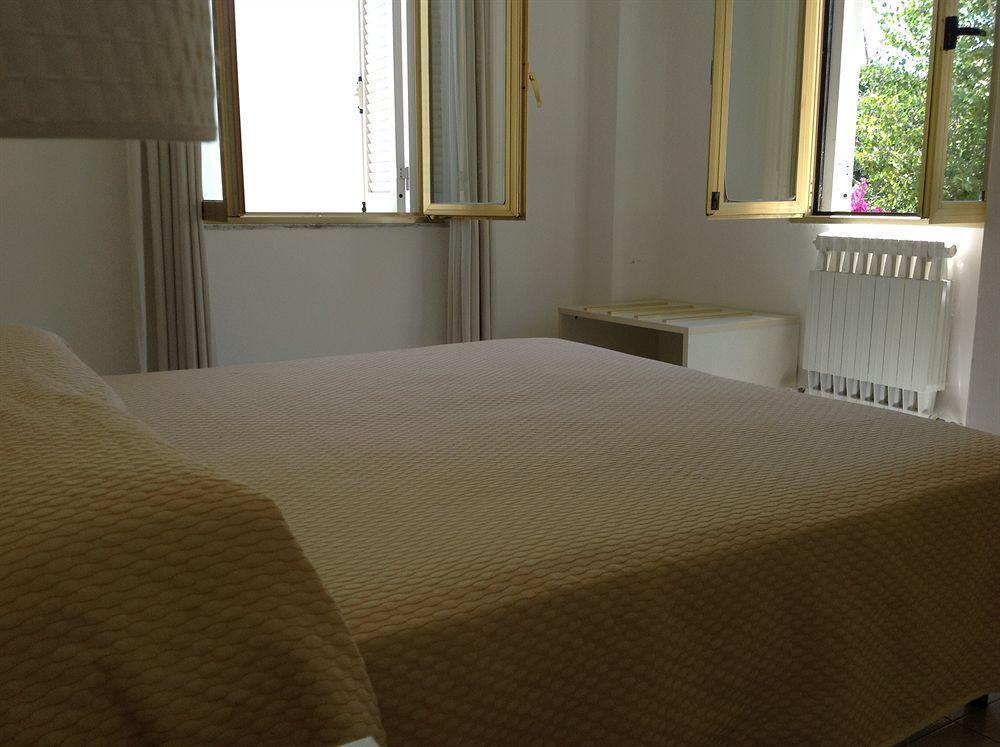 Albergo Atlantic Ischia Bagian luar foto