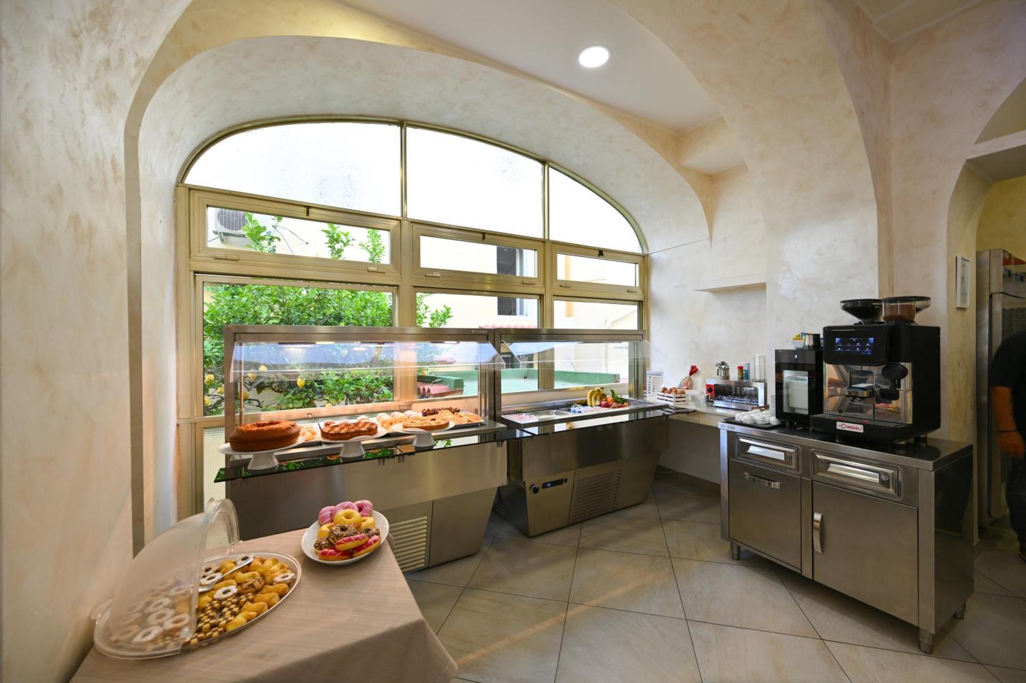 Albergo Atlantic Ischia Bagian luar foto